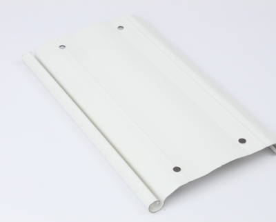White Lacquered full Slat 8/10°, similar to Ral 9010, 110 mm