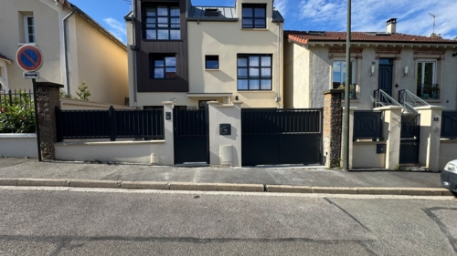Ensemble portail, portillon et clôture