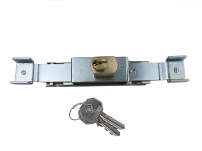 Délial Grille Lock, same number with 2 keys