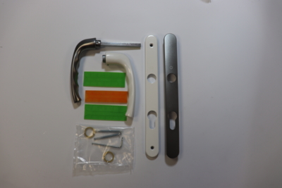 Wicket door APD Glued Villa : Normal handle+Accessories(Without barrel) - Kit n°741
